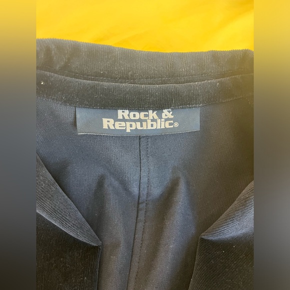 ROCK & REPUBLIC Corduroy Blazer - Picture 8 of 9